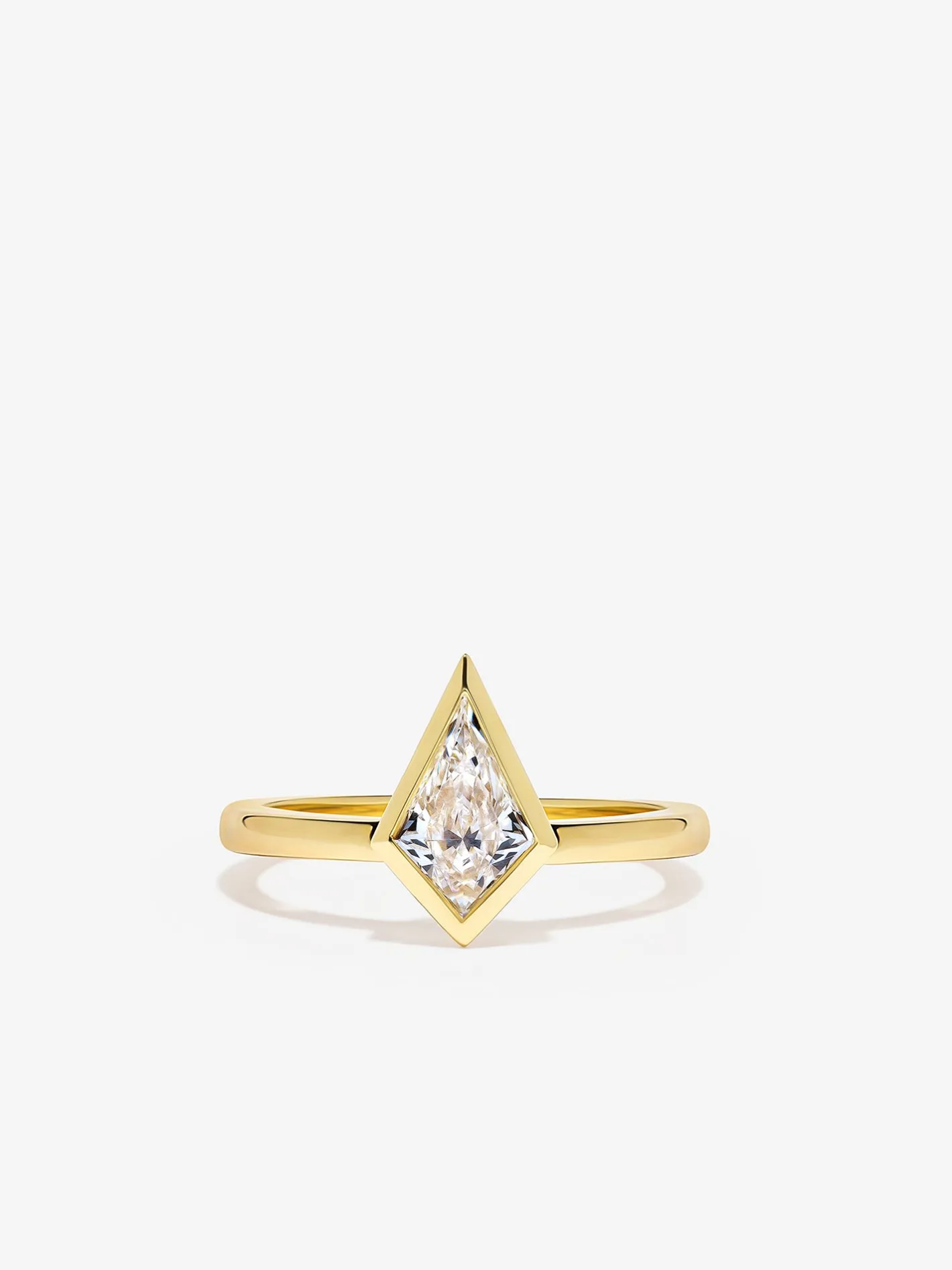 Kite Diamond Engagement Ring<AZLEE Jewelry Shop